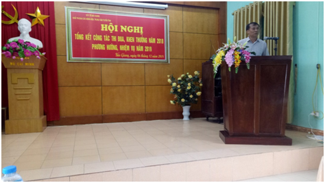 Đ/c Nguyễn Văn Phượng, Giám đốc Trung tâm kiểm nghiệm phát biểu tham luận