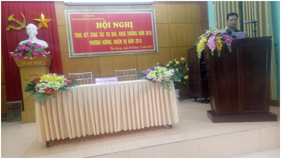Đ/c Nguyễn Văn Toàn Giám đốc bệnh viện Y học cổ truyền lên triển khai  giao ước thi đua các đơn vị trong khối